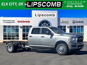 2024 RAM 3500 Chassis Cab SLT CREW CAB CHASSIS 4X4 60&#39; CA
